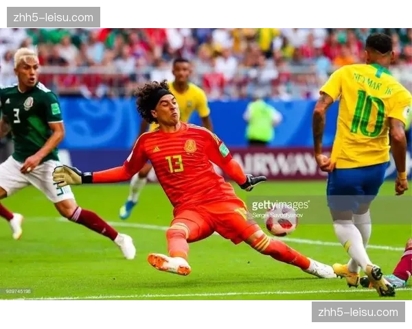 意大利边路破局仰仗基恩 速度优势成为破解密集防守的终极武器